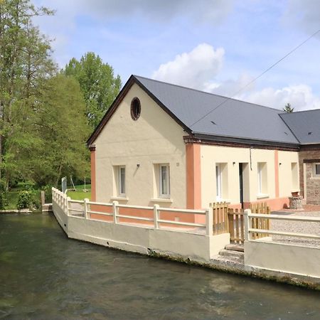 Au Clair Matin Sur L'Yeres Sept-Meules Exterior foto